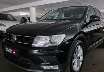 VW Tiguan 207.012 km 16.490 &euro; Düsseldorf 40591