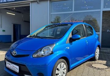 Toyota Aygo (X) 63.415 km 5.950 &euro; Ratingen (Nähe Düsseldorf) 40883