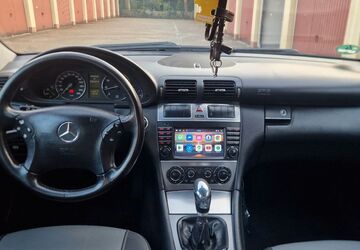 Mercedes-Benz C 180 239.500 km 3.250 &euro; Oberhausen 46045