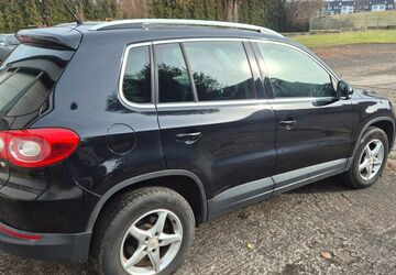 VW Tiguan 249.999 km 4.777 &euro; Herne 44628