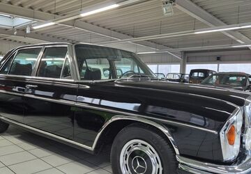 Mercedes-Benz 300 33.017 km 43.900 &euro; Wesel 46485