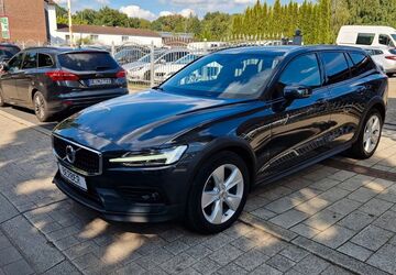 Volvo V60 Cross Country 185.383 km 20.590 &euro; Herten 45701