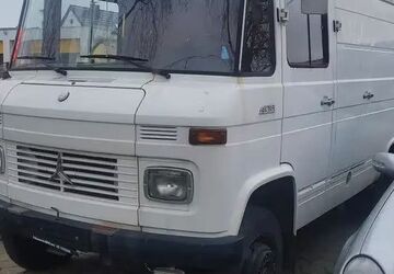 Mercedes-Benz 400 17.000 km 5.950 &euro; Krefeld 47807