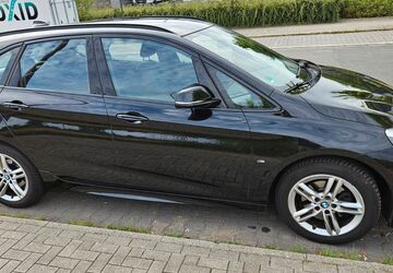 BMW 218 Active Tourer 86.500 km 13.750 &euro; Bochum 44805