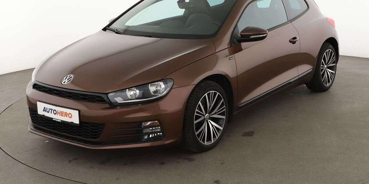 VW Scirocco 80.212 km 19.700 &euro; Essen 45141