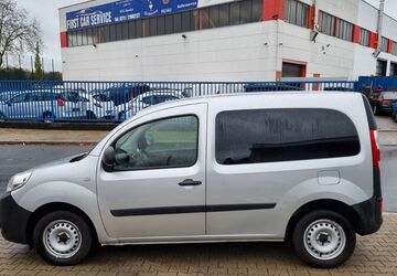 Renault Kangoo 122.674 km 6.999 &euro; Düsseldorf 40599