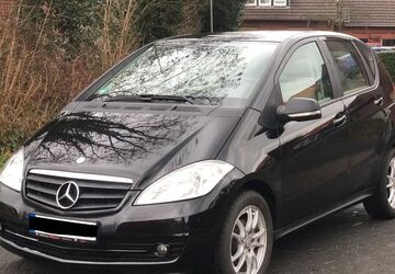 Mercedes-Benz A 180 100.600 km 5.390 &euro; Dinslaken 46539