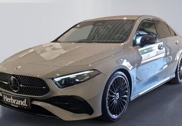 Mercedes-Benz A 200 5.372 km 36.990 &euro; Krefeld 47800