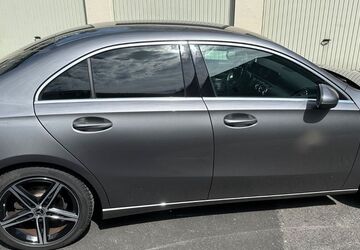 Mercedes-Benz A 180 132.000 km 17.800 &euro; Düsseldorf 40589