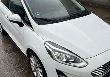 Ford Fiesta 82.908 km 8.900 &euro; Essen 45326
