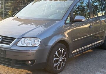 VW Touran 290.000 km 1.800 &euro; Oberhausen 46149
