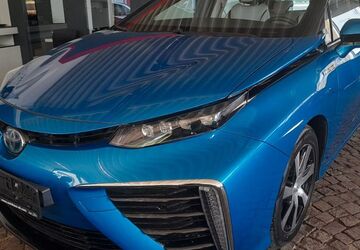 Toyota Mirai 31.632 km 14.000 &euro; Gelsenkirchen 45888