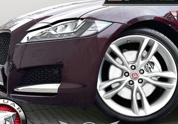 Jaguar XF 76.721 km 9.990 &euro; Düsseldorf 40625