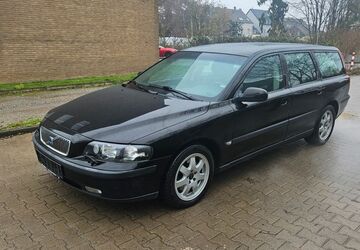 Volvo V70 281.000 km 3.999 &euro; Krefeld 47807