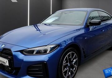 BMW i4 14.401 km 54.389 &euro; Bottrop 46236