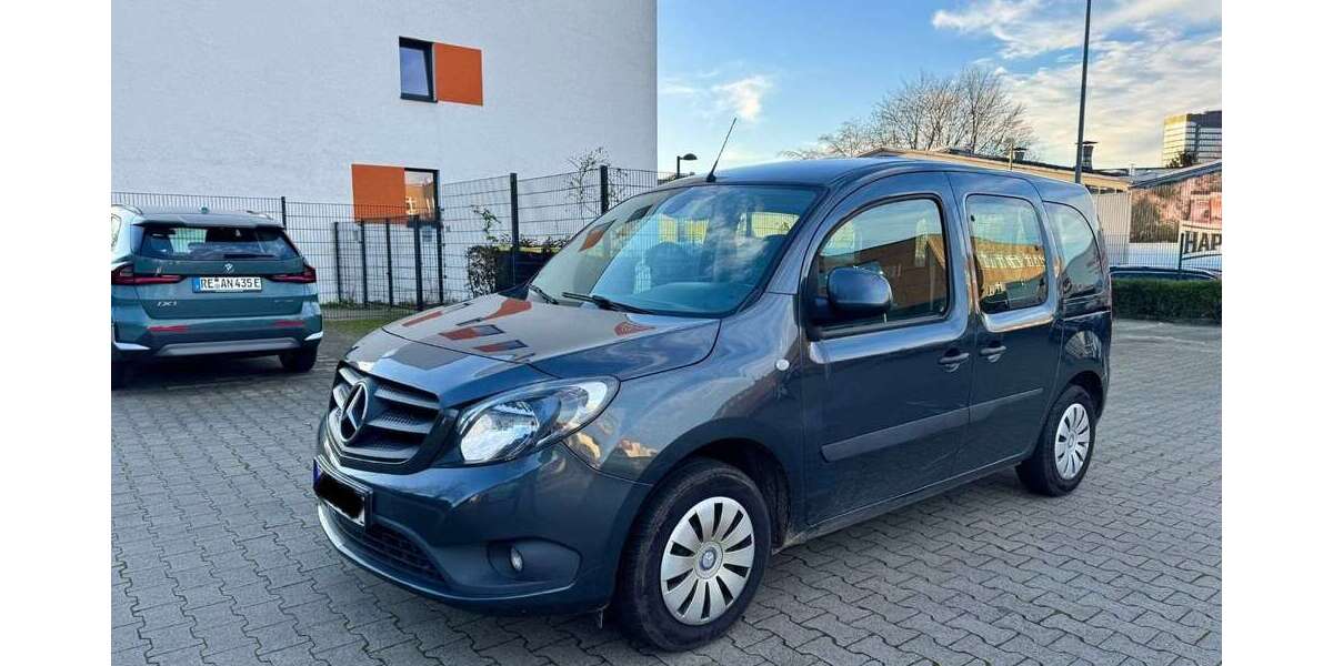 Mercedes-Benz Citan 183.000 km 8.450 &euro; Essen 45139