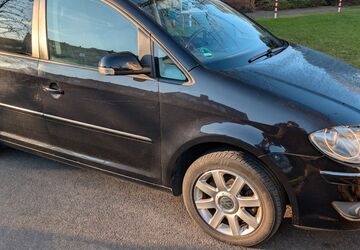 VW Touran 238.000 km 3.000 &euro; Krefeld 47804