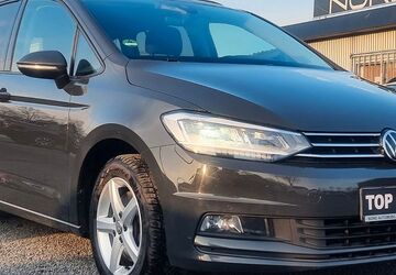 VW Touran 110.705 km 19.990 &euro; Duisburg 47178