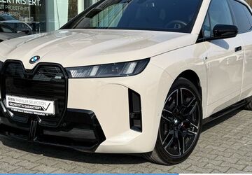 BMW iX 26.684 km 96.490 &euro; Mülheim 45472