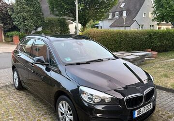 BMW 214 Active Tourer 267.979 km 4.500 &euro; Oberhausen 46145