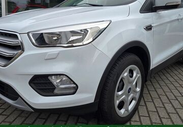 Ford Kuga 86.572 km 9.500 &euro; Moers 47443