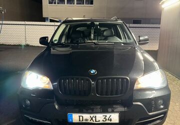 BMW X5 252.000 km 8.500 &euro; Düsseldorf 40599