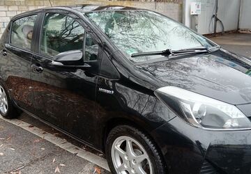 Toyota Yaris 182.000 km 7.550 &euro; Essen 45141