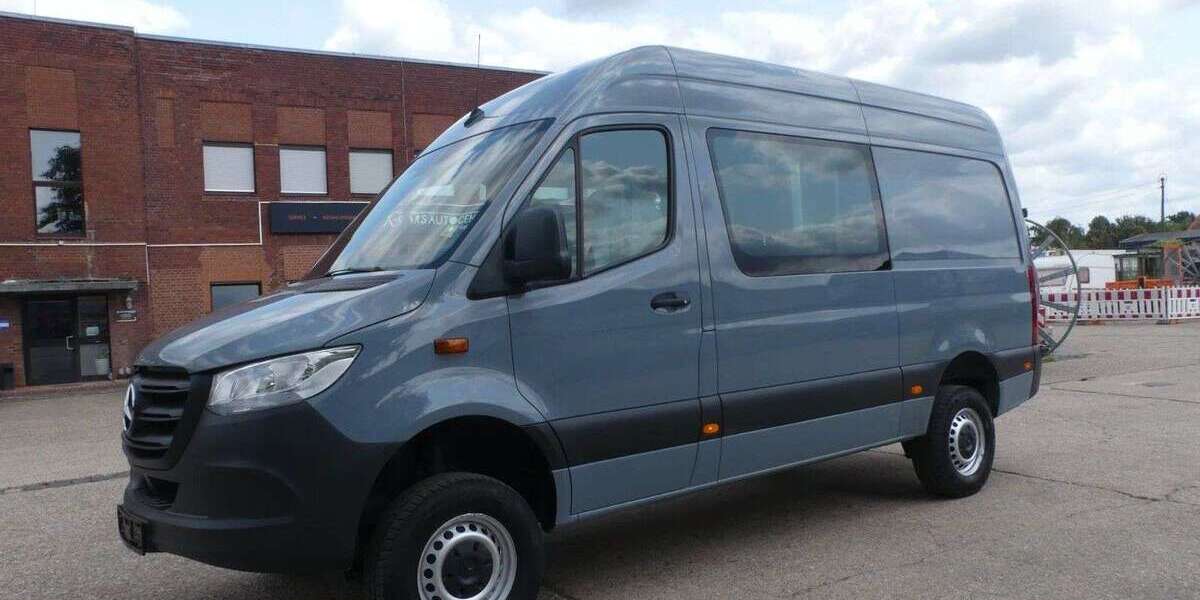 Mercedes-Benz Sprinter 248.497 km 39.950 &euro; Essen 45309