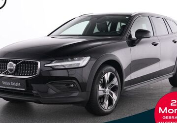 Volvo V60 Cross Country 23.032 km 35.990 &euro; Essen-Kray 45309