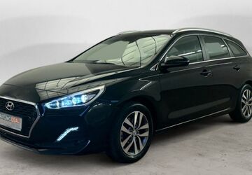 Hyundai i30 52.542 km 15.989 &euro; Moers 47445