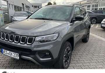 Jeep Compass 16.167 km 29.990 &euro; Wesel 46485