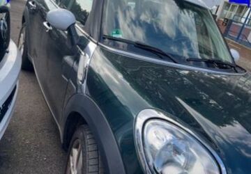 Mini Cooper D Countryman 161.000 km 6.999 &euro; Oberhausen 46119