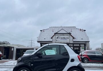 Smart ForTwo 56.844 km 12.990 &euro; Dinslaken 46539