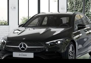 Mercedes-Benz A 200 9.900 km 33.990 &euro; Duisburg 47138