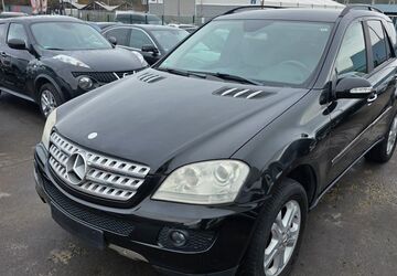 Mercedes-Benz ML 320 269.000 km 7.200 &euro; Moers 47441