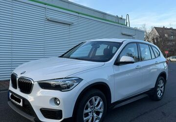 BMW X1 98.000 km 17.900 &euro; Düsseldorf 40589
