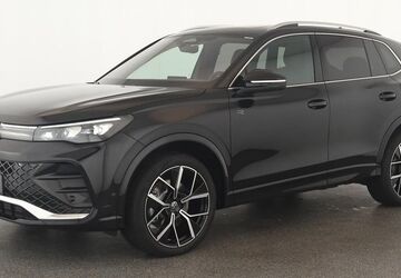 VW Tiguan 19.200 km 48.584 &euro; Düsseldorf 40233