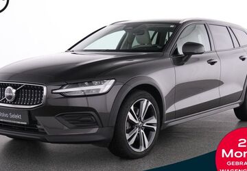 Volvo V60 Cross Country 28.520 km 35.850 &euro; Mülheim an der Ruhr 45472