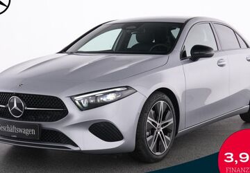 Mercedes-Benz A 180 7.900 km 34.510 &euro; Essen 45309