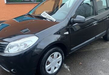 Dacia Sandero 97.000 km 3.450 &euro; Essen 45357