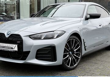 BMW i4 24.306 km 57.950 &euro; Mülheim 45472