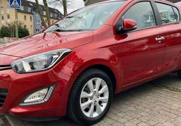 Hyundai i20 45.150 km 9.999 &euro; Essen 45359