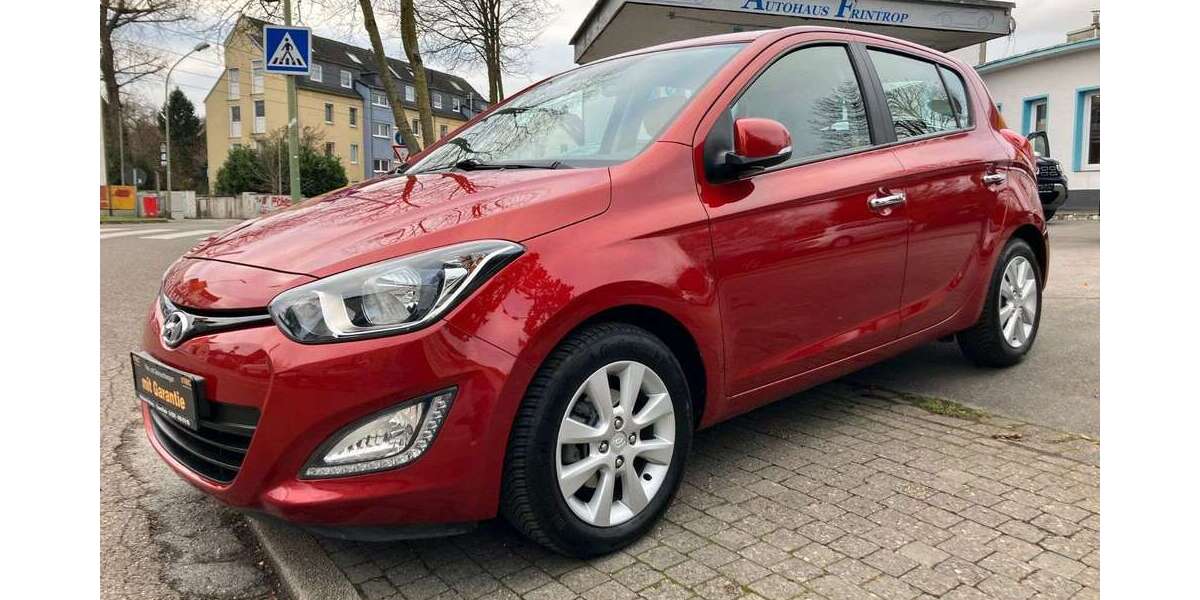 Hyundai i20 45.150 km 9.999 &euro; Essen 45359