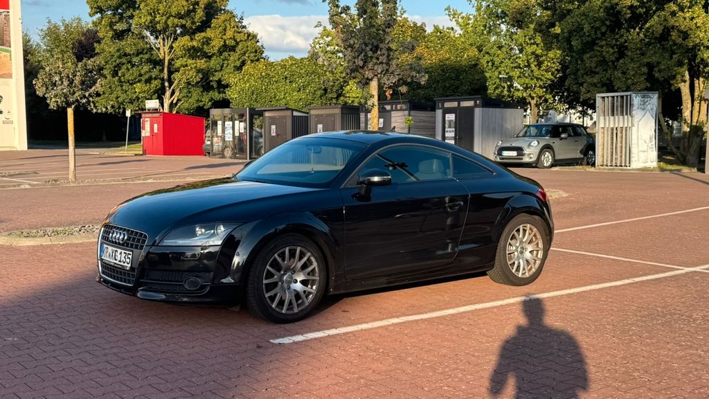 Audi TT 250.000 km 7.450 &euro; Krefeld 47807