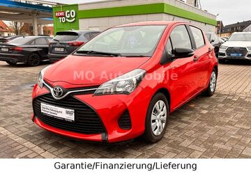 Toyota Yaris 30.800 km 8.999 &euro; Recklinghausen, Germany 45661