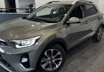 Kia Stonic 28.200 km 17.990 &euro; Marl/Recklinghausen 45770