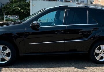 Mercedes-Benz ML 350 250.000 km 12.900 &euro; Mülheim an der Ruhr 45476