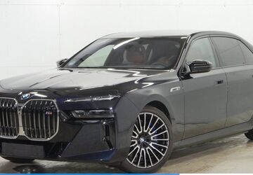 BMW i7 5.105 km 127.770 &euro; Mülheim 45472