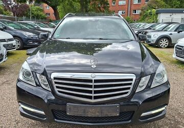Mercedes-Benz E 200 233.000 km 4.999 &euro; Oberhausen 46149