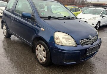 Toyota Yaris 90.000 km 2.490 &euro; bottrop 46238